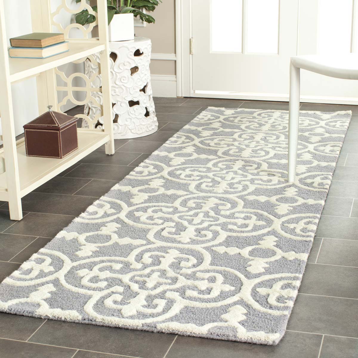 Velvet Elegant Reflection Rugs