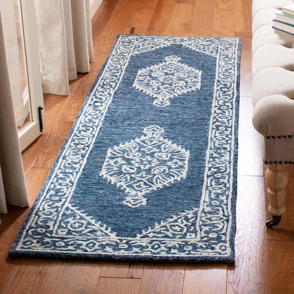 Velvet Sky Simple Rugs